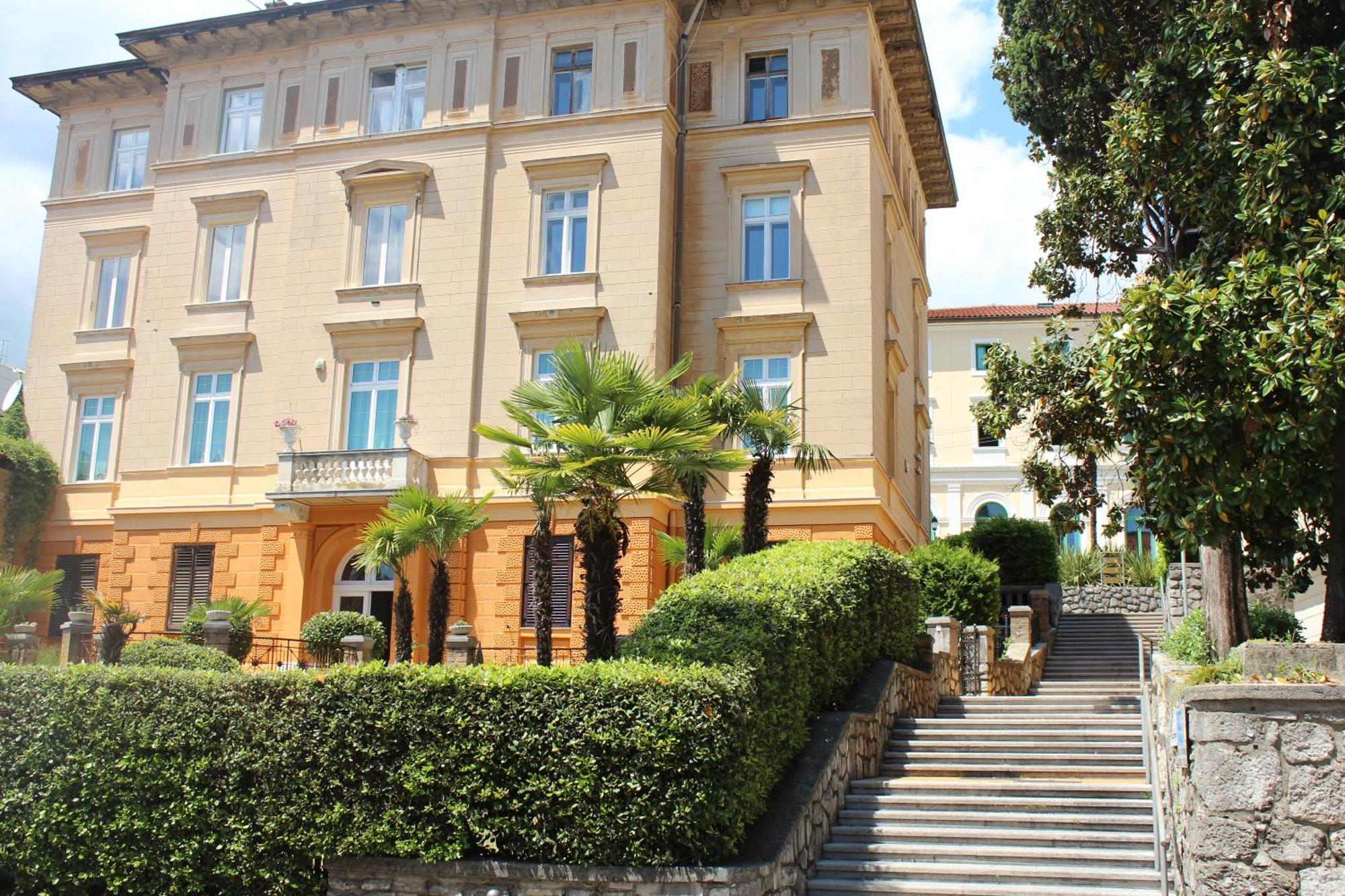 Sunny Park Opatija Appartement Buitenkant foto